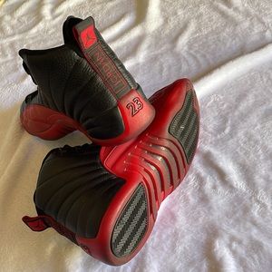 Jordan 12 Retro Flu Game